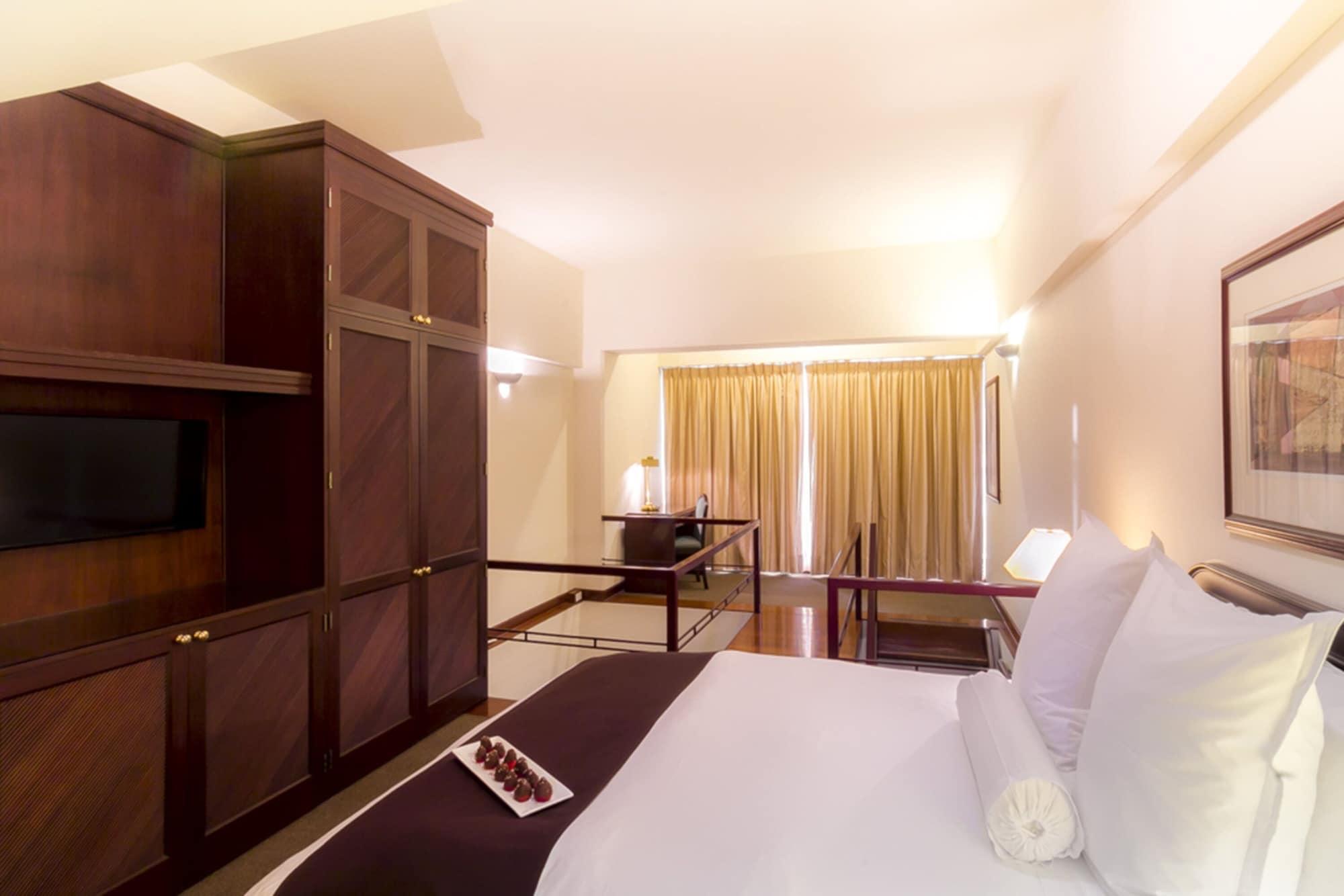 Thunderbird Hotel Fiesta & Casino Lima Kamer foto