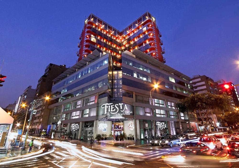 Thunderbird Hotel Fiesta & Casino Lima Buitenkant foto