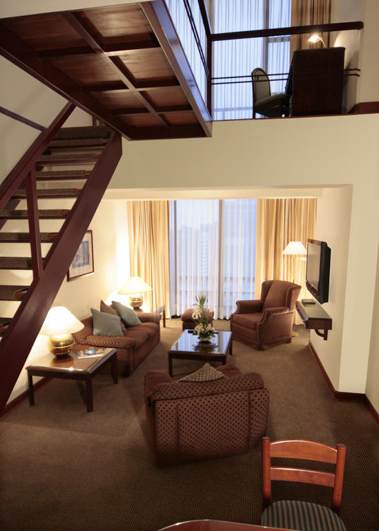 Thunderbird Hotel Fiesta & Casino Lima Kamer foto