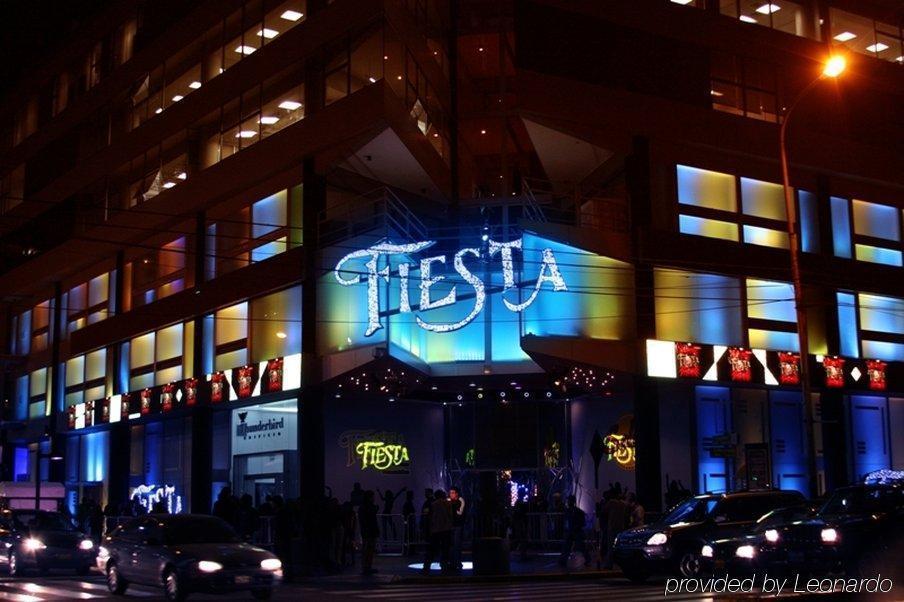 Thunderbird Hotel Fiesta & Casino Lima Buitenkant foto